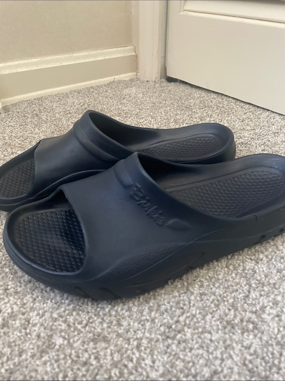 Birki’s by Birkenstock Molded slide sandals Sz 39 (8US)  Navy